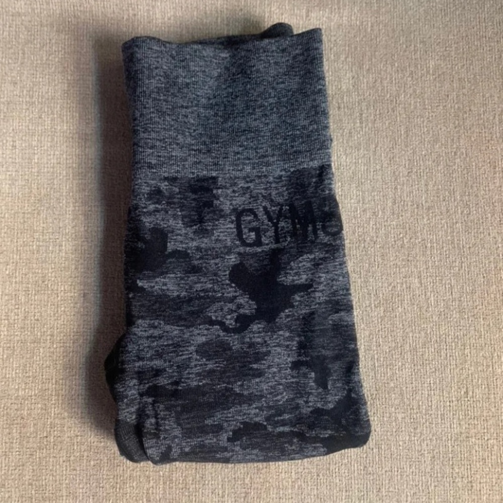 Xs camo seamless